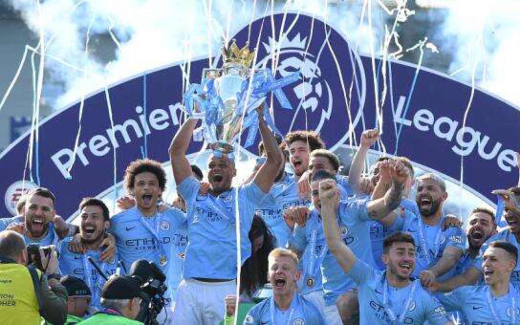 成长并脱颖 成长并脱颖